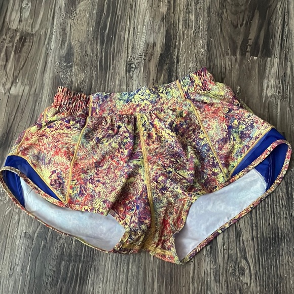 lululemon shorts - Picture 1 of 2